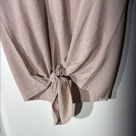 Madewell Short Sleeve Button-Back Tie Tee in Stripe - Picture 2 of 8